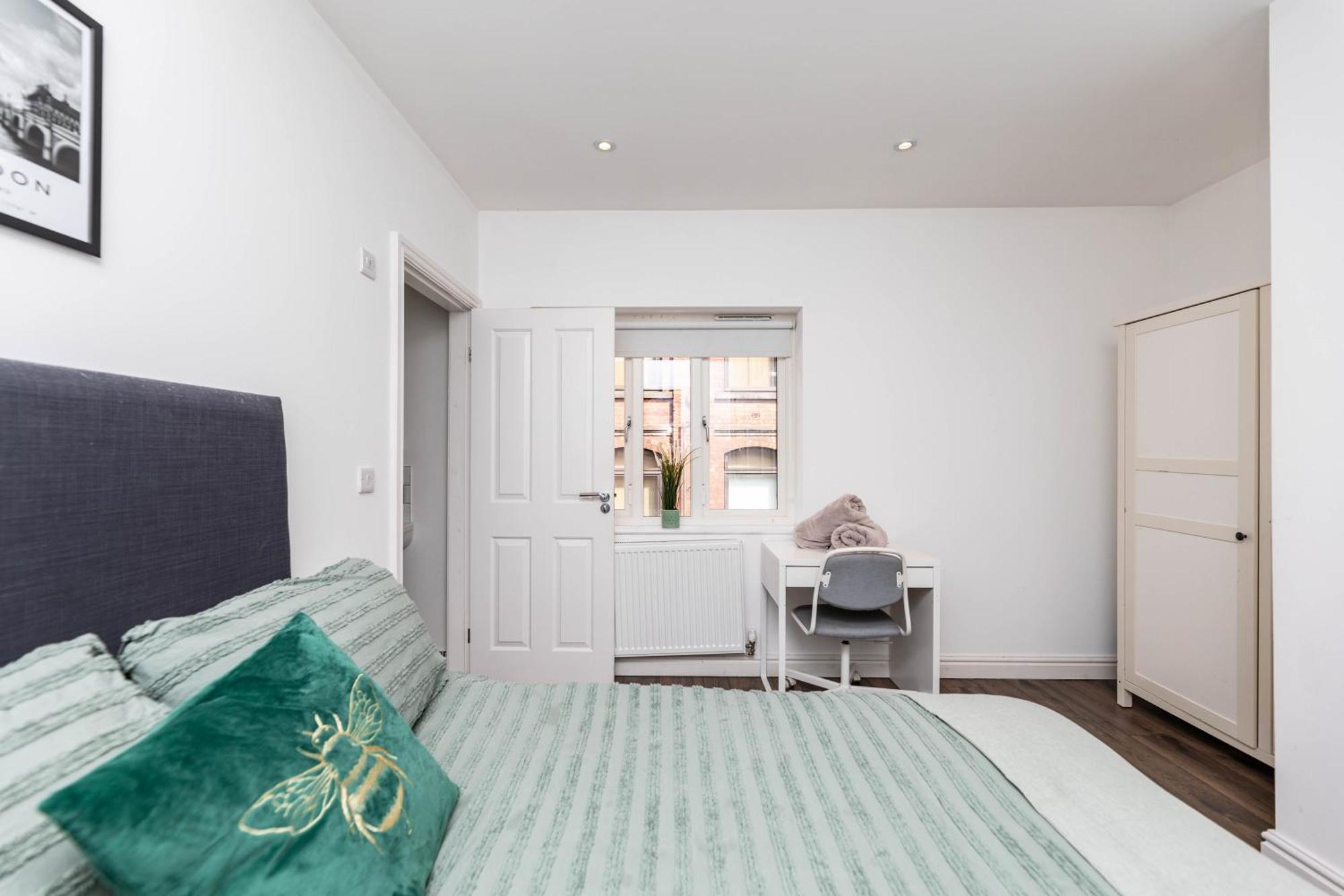 2 Bedroom Centre House With Ensuite Next To Music Arena Appartement *